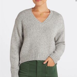 Steve Madden Houston v neck sweater
